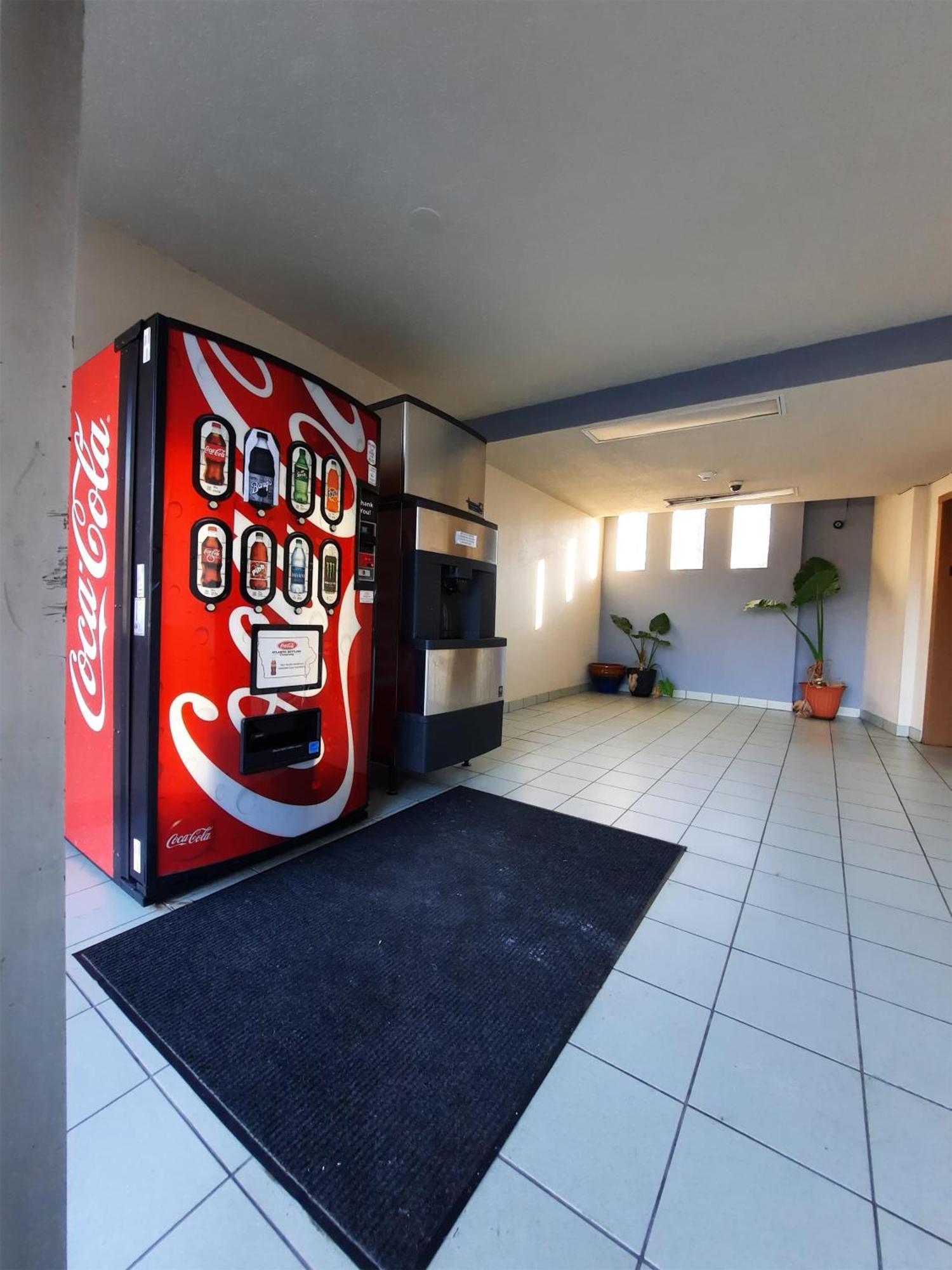 Americas Best Value Inn Moline Exteriér fotografie